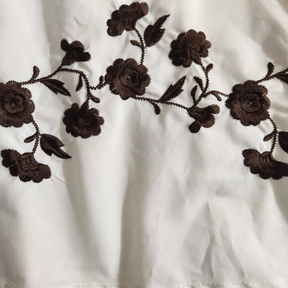 AP.NY Size 12 Women's White Sleeveless Zip Back Floral Embroidered Halter Dress - Picture 15 of 16